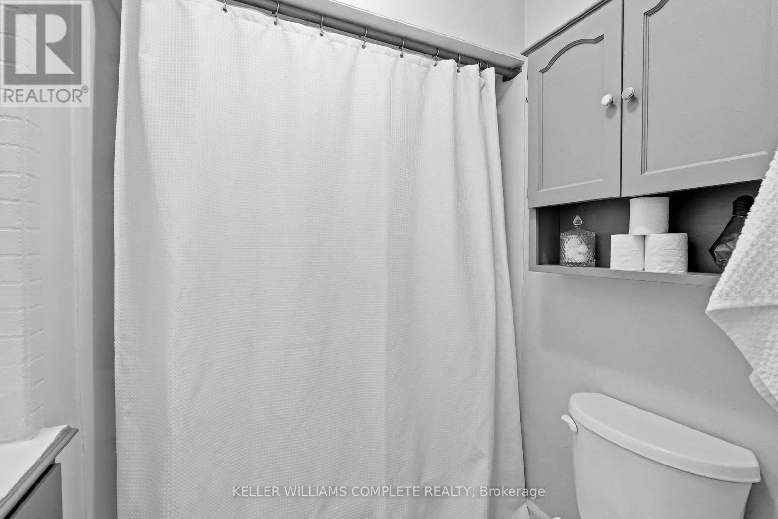 20 EAST 18TH STREET - 22