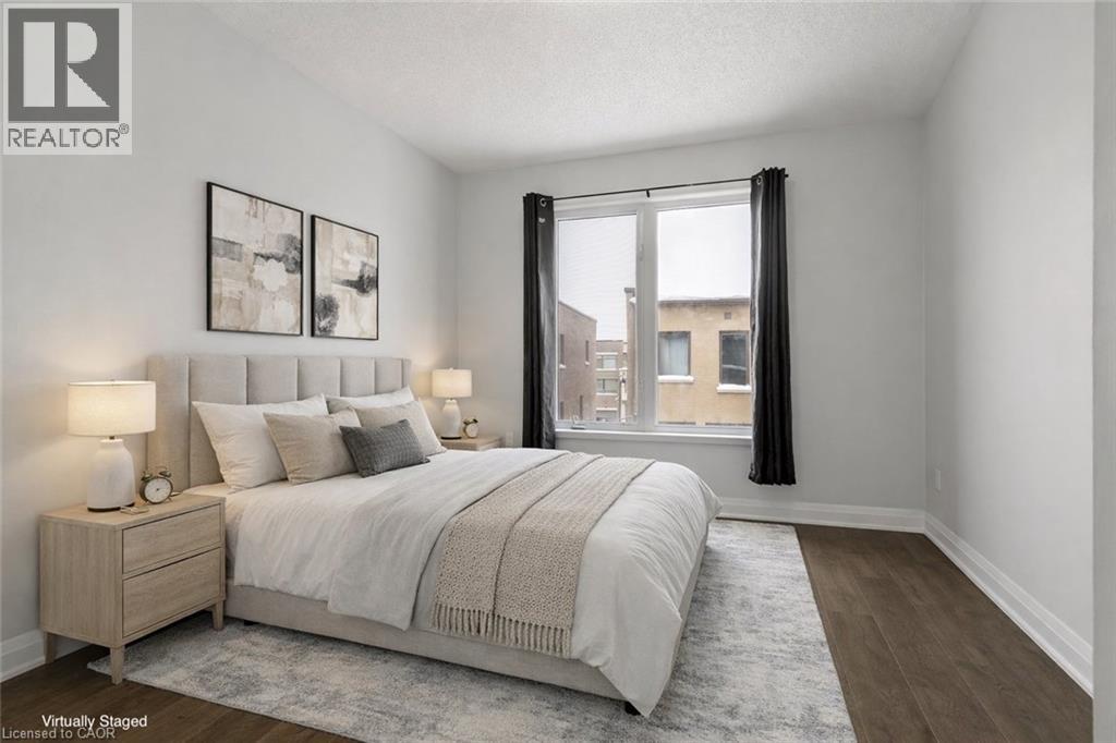193 HUGUENOT Road - 27