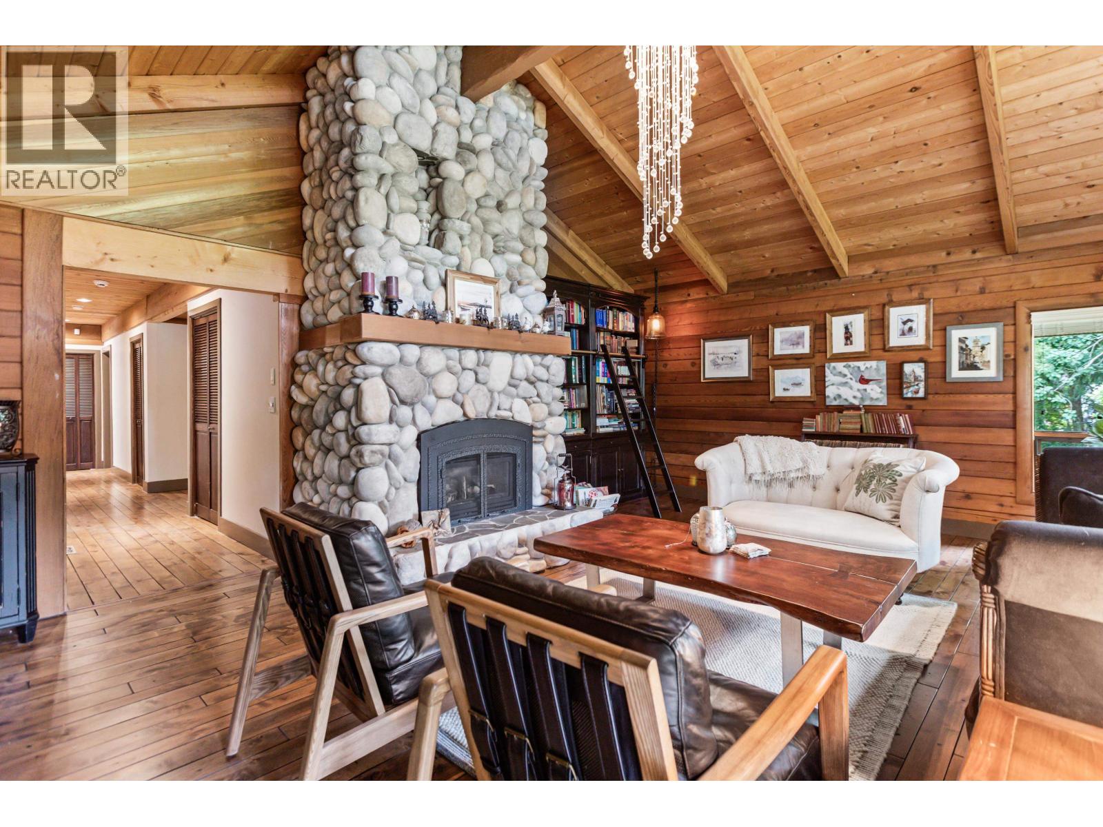 22567 127 AVENUE, Maple Ridge