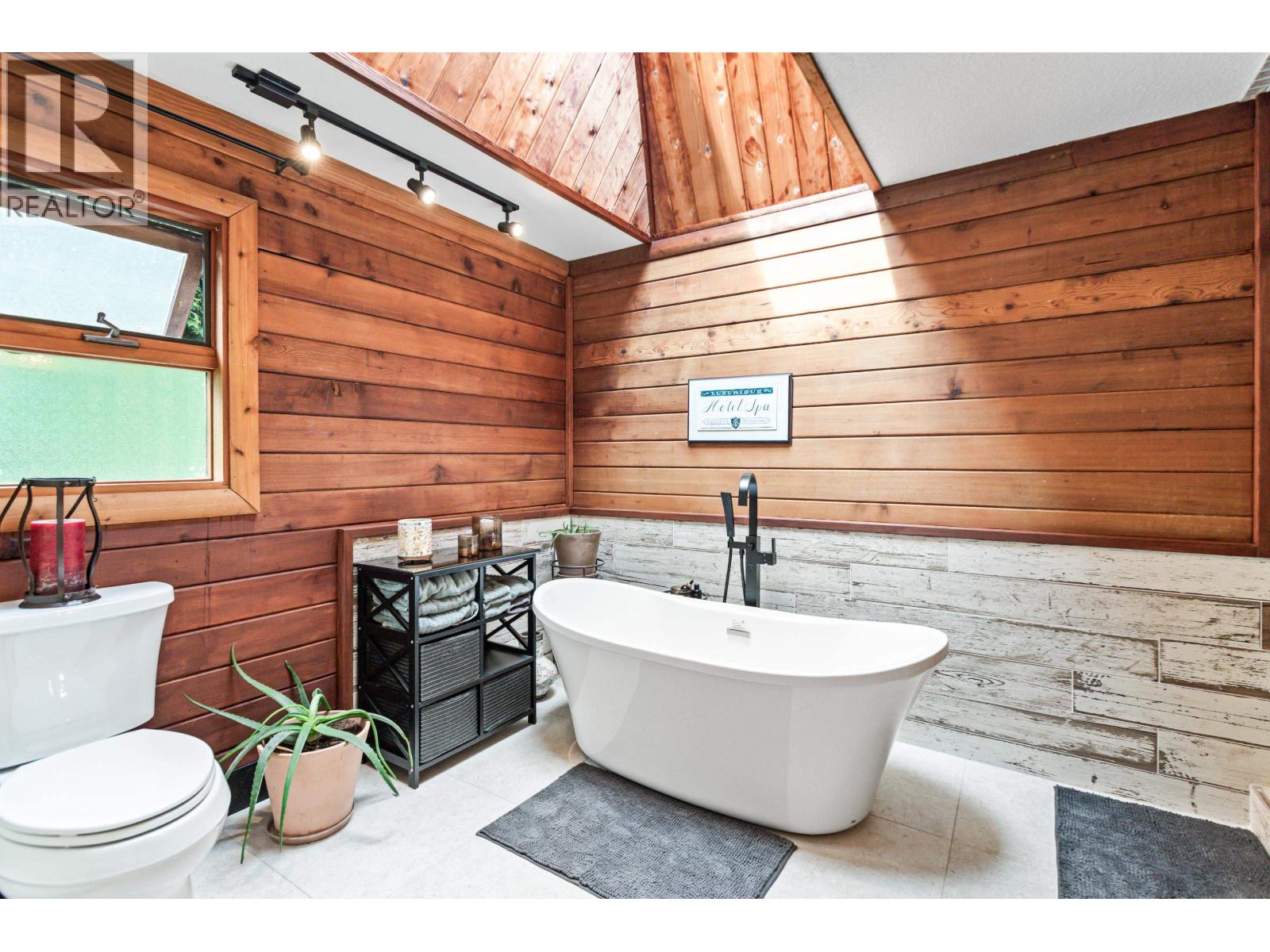 22567 127 AVENUE, Maple Ridge