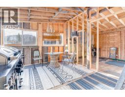 4pc Bathroom - 1191 Matevic Road, Sparwood, BC V0B2G1 Photo 9
