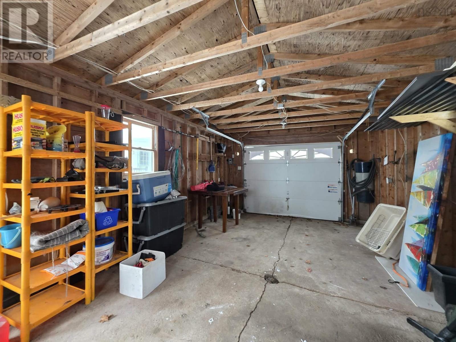 Property 49 of 49 of 102 Maple Boulevard