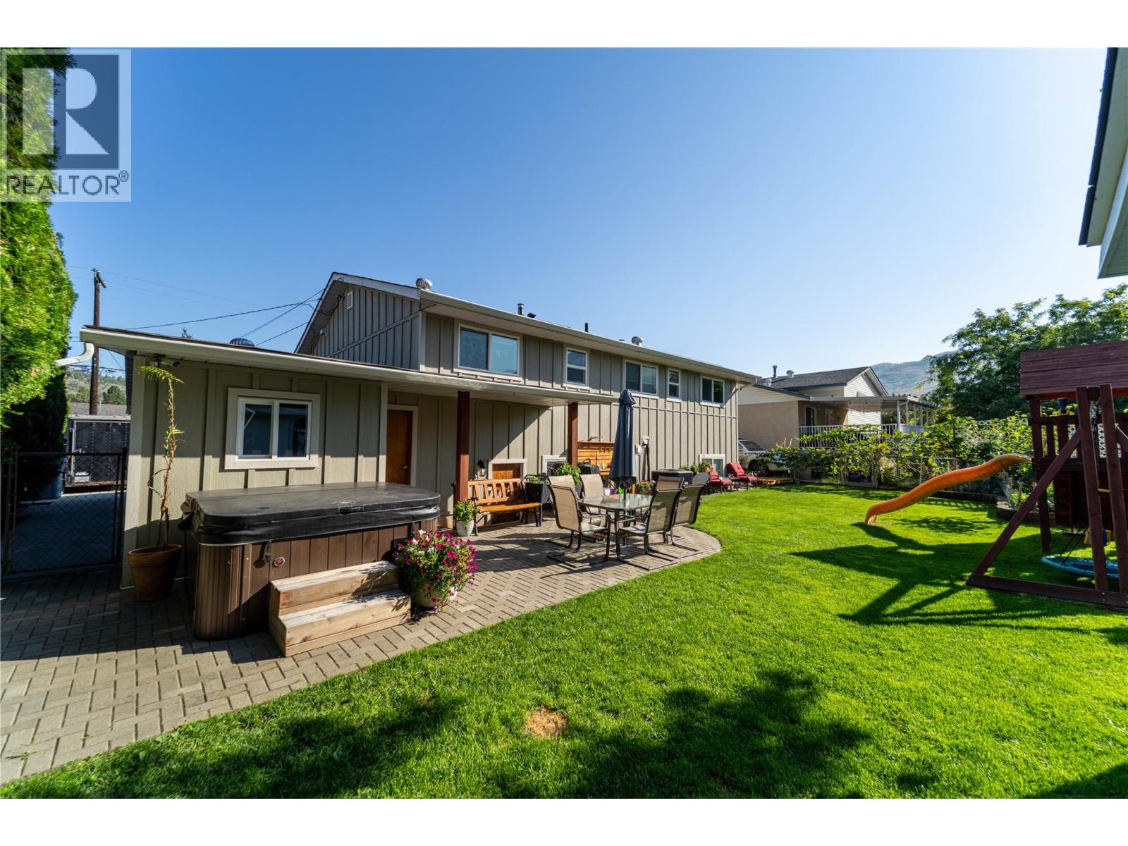 821 PUHALLO Drive, Kamloops