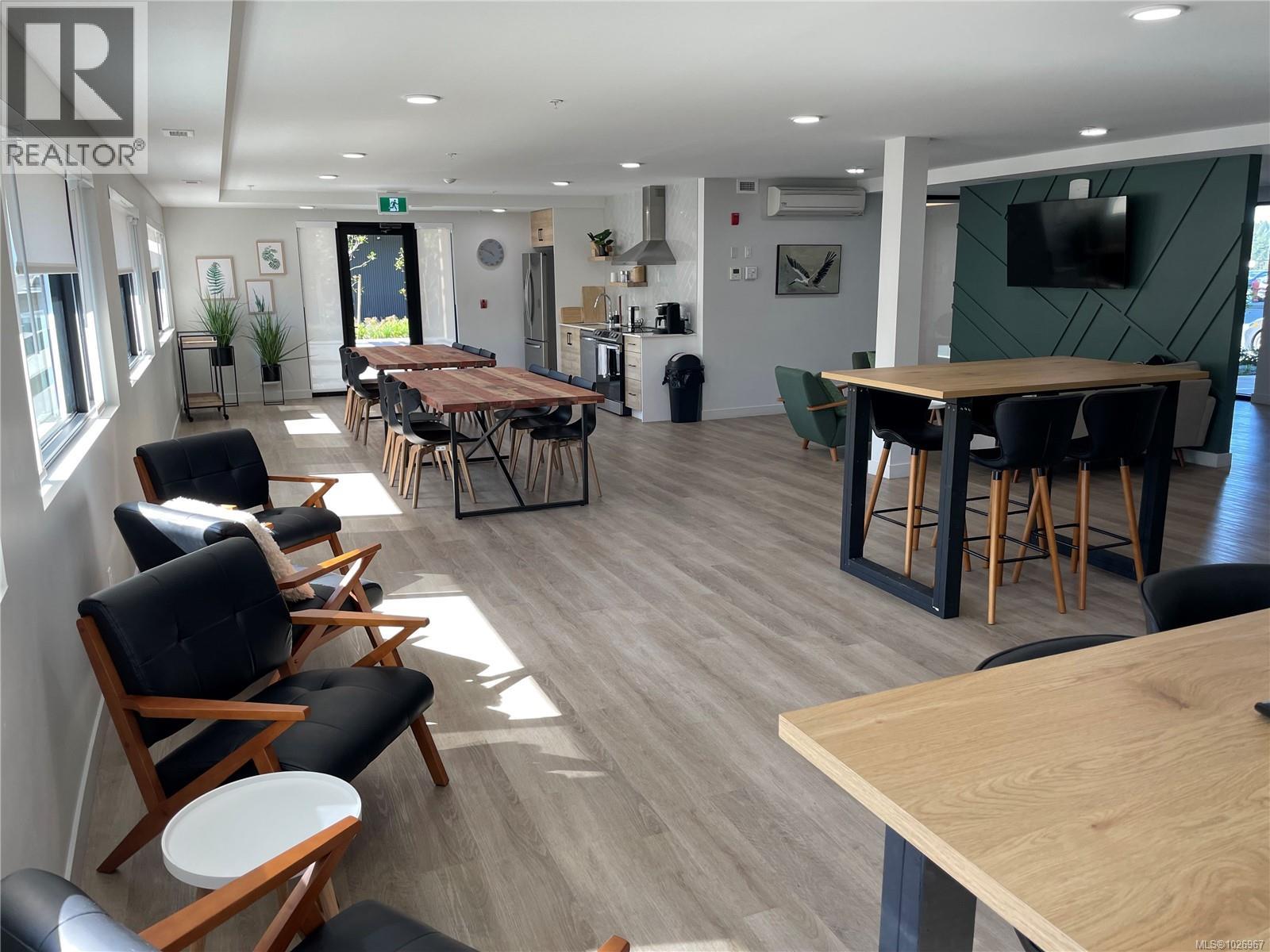 #301 2461 GATEWAY RD - 24