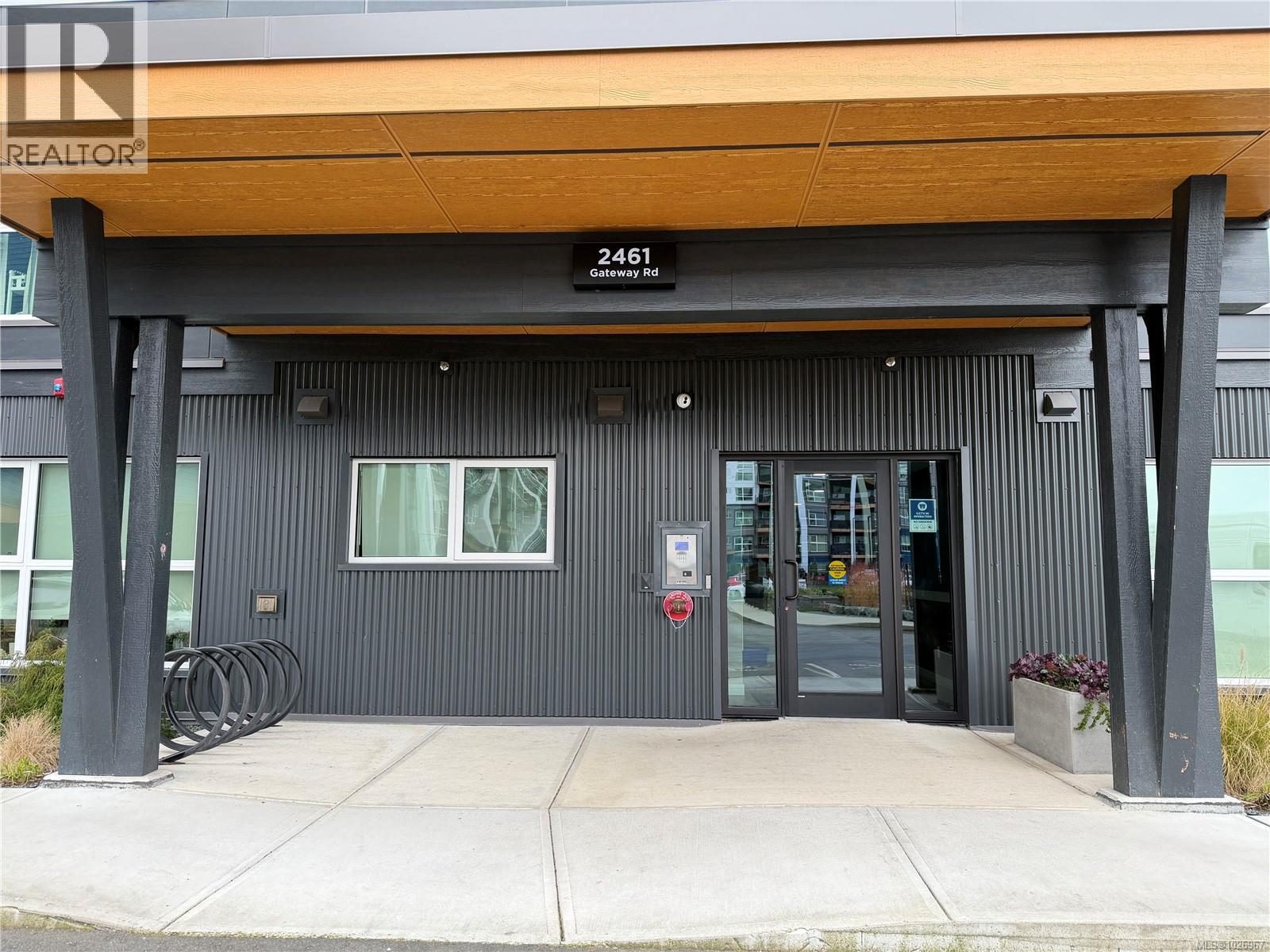 #301 2461 Gateway Rd - 3