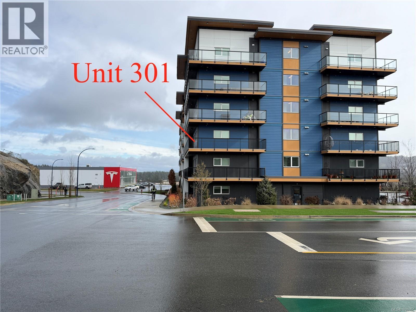 #301 2461 Gateway Rd - 18