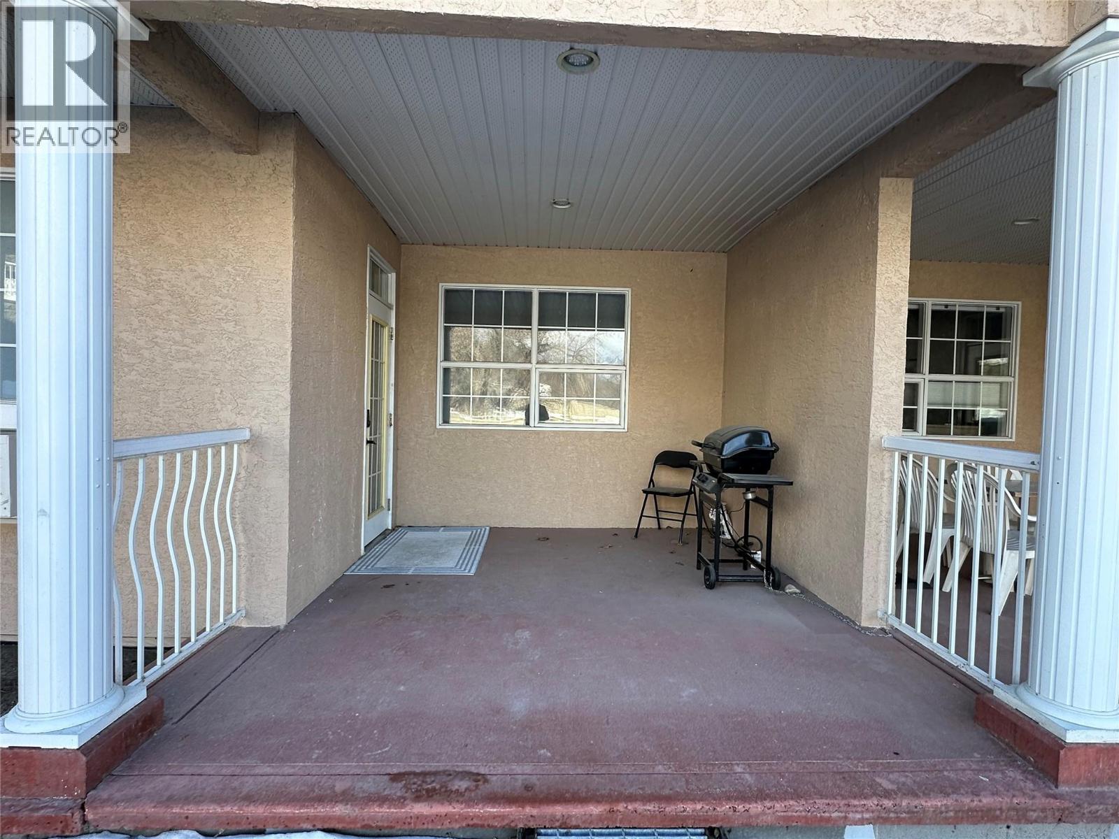 5052 RIVERVIEW Road Unit# 2006B, Fairmont Hot Springs