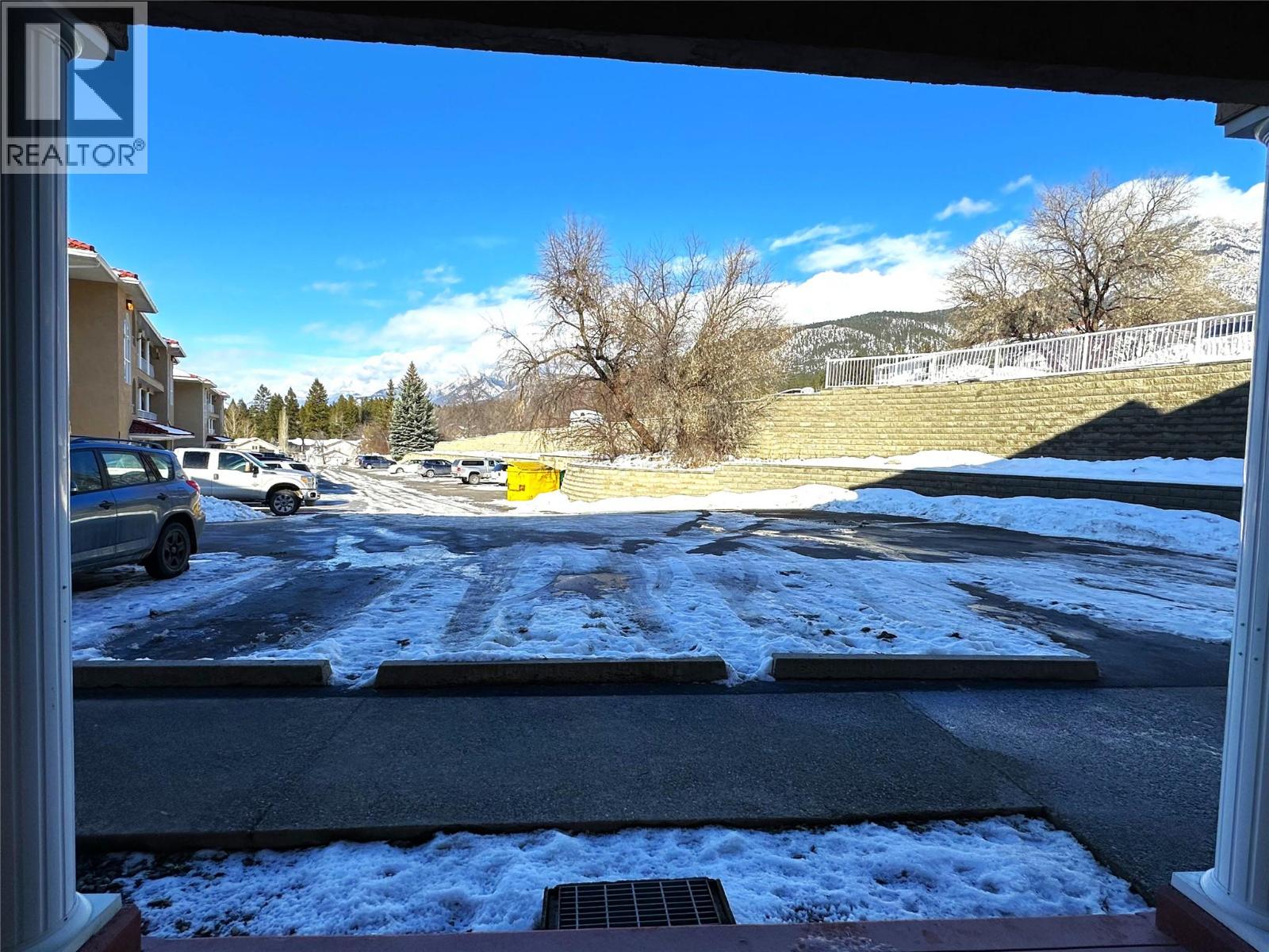 5052 RIVERVIEW Road Unit# 2006B, Fairmont Hot Springs