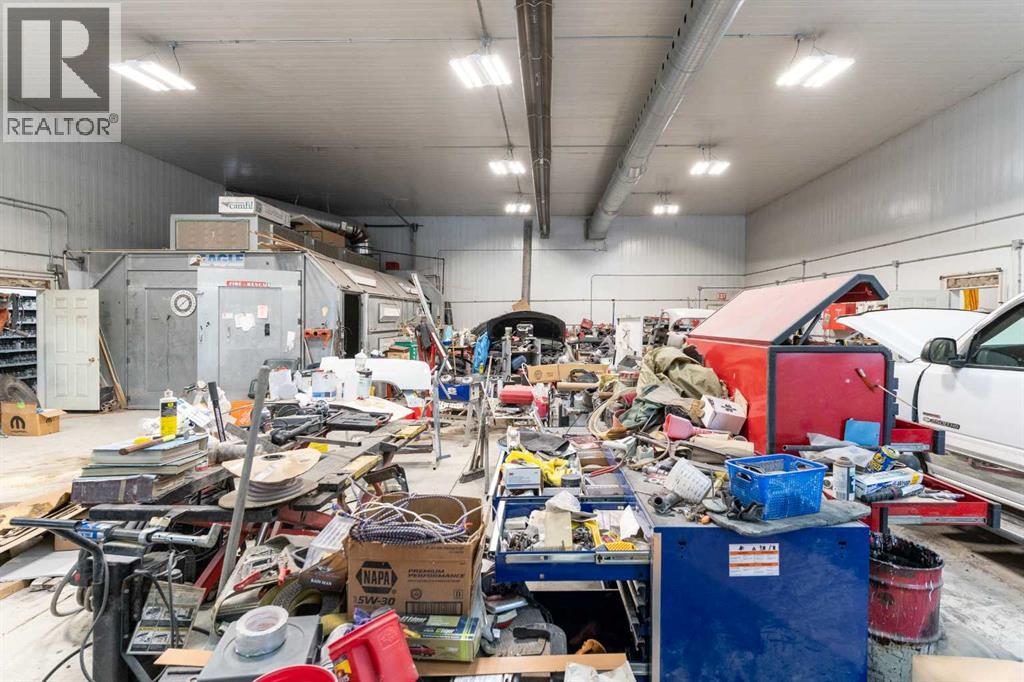 
          32238 Highway 760
            <br/>
            <span>Rural Mountain View County</span>
            , 
            <span>AB</span>
             <span>T4H4G3</span>
         - Photo 21