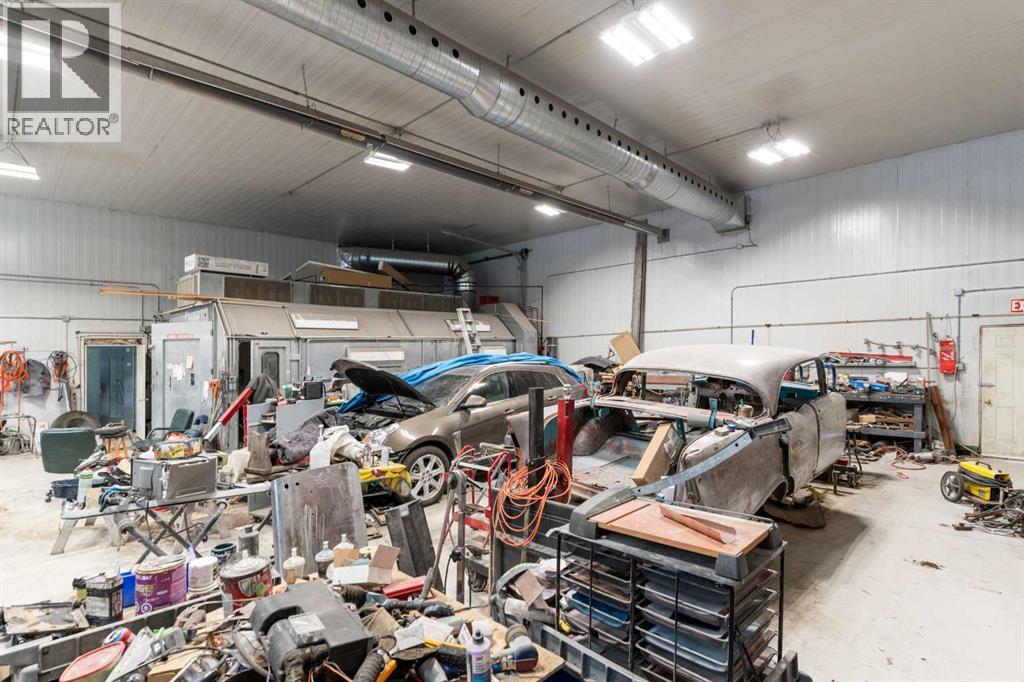 
          32238 Highway 760
            <br/>
            <span>Rural Mountain View County</span>
            , 
            <span>AB</span>
             <span>T4H4G3</span>
         - Photo 25