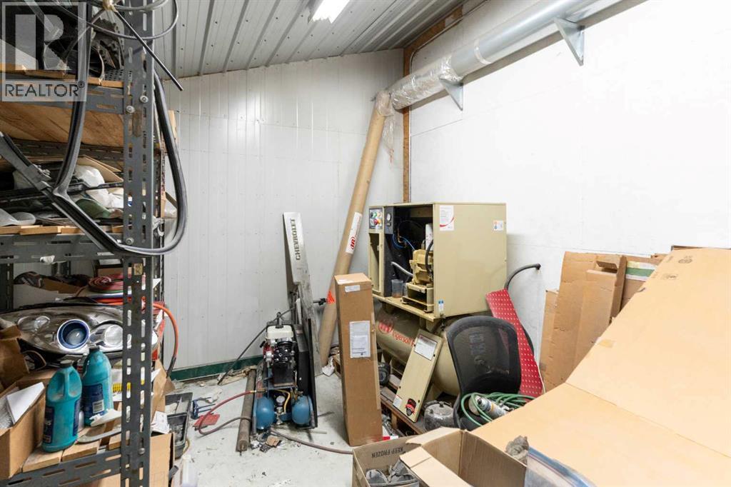 
          32238 Highway 760
            <br/>
            <span>Rural Mountain View County</span>
            , 
            <span>AB</span>
             <span>T4H4G3</span>
         - Photo 31