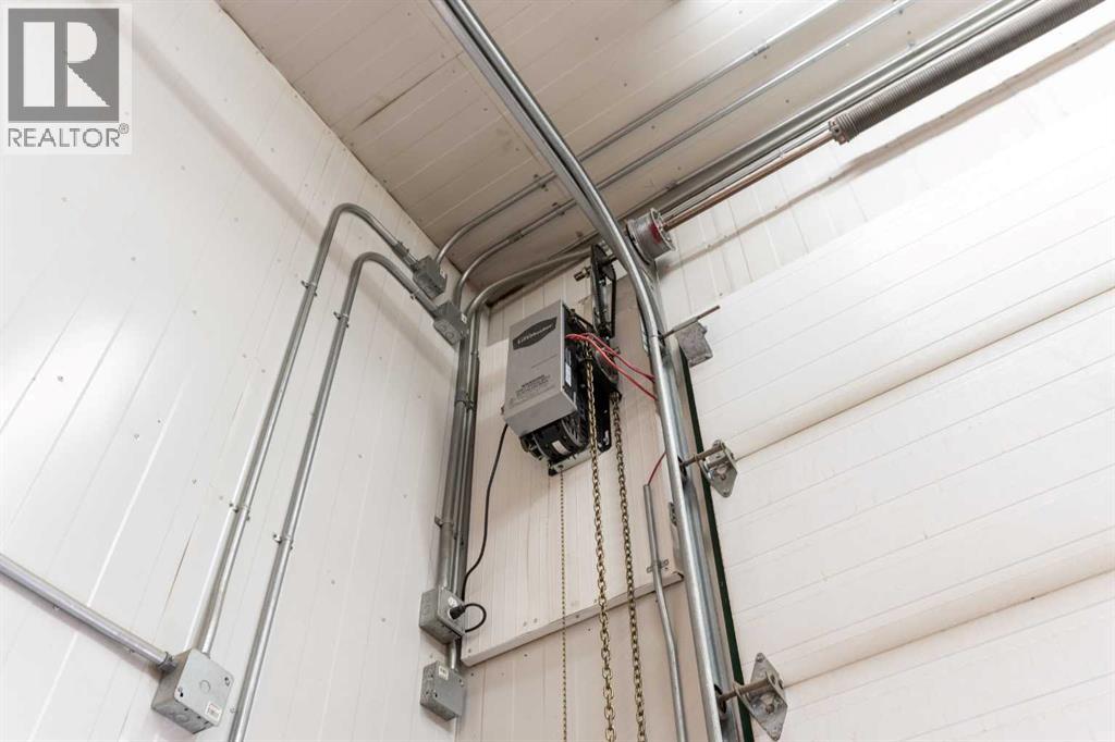 
          32238 Highway 760
            <br/>
            <span>Rural Mountain View County</span>
            , 
            <span>AB</span>
             <span>T4H4G3</span>
         - Photo 34