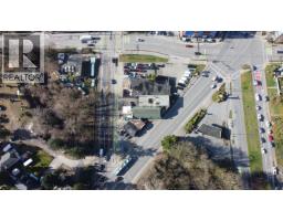 657 W 3rd Street, North Vancouver, BC V7M1H1 Photo 6