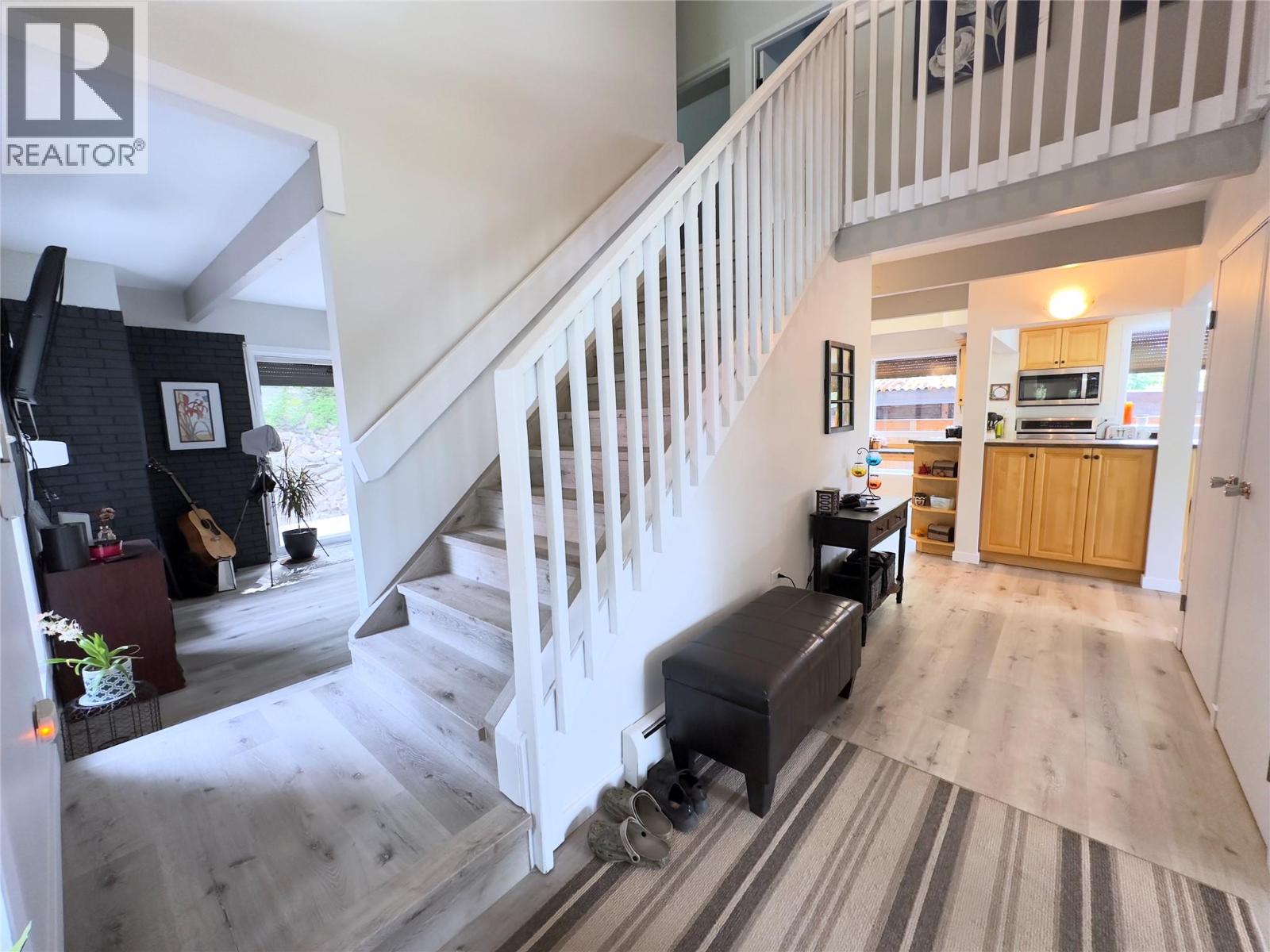  2428 Blind Bay Road, Blind Bay