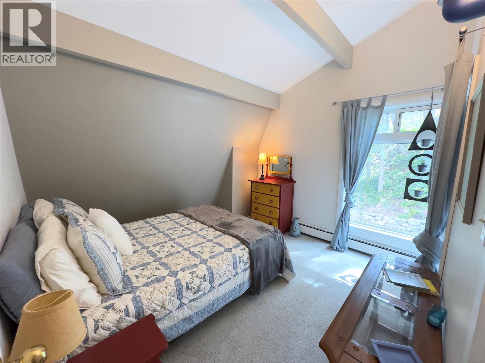  2428 Blind Bay Road, Blind Bay