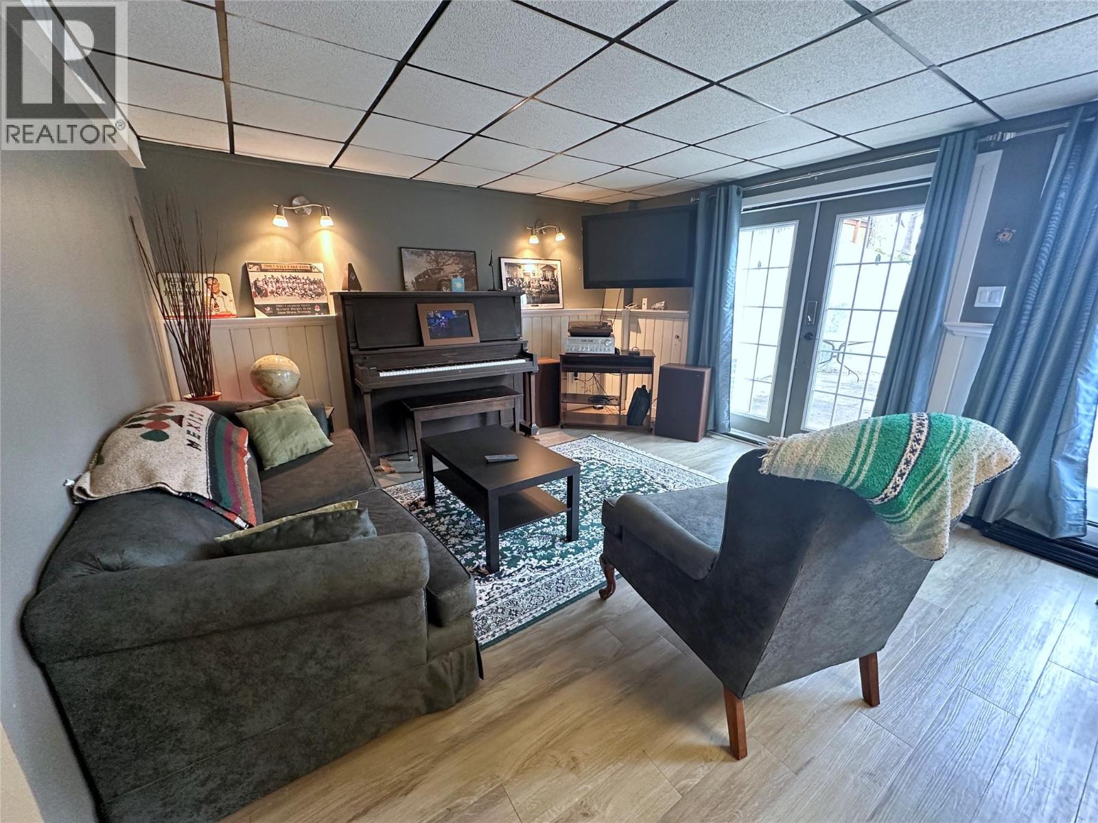  2428 Blind Bay Road, Blind Bay