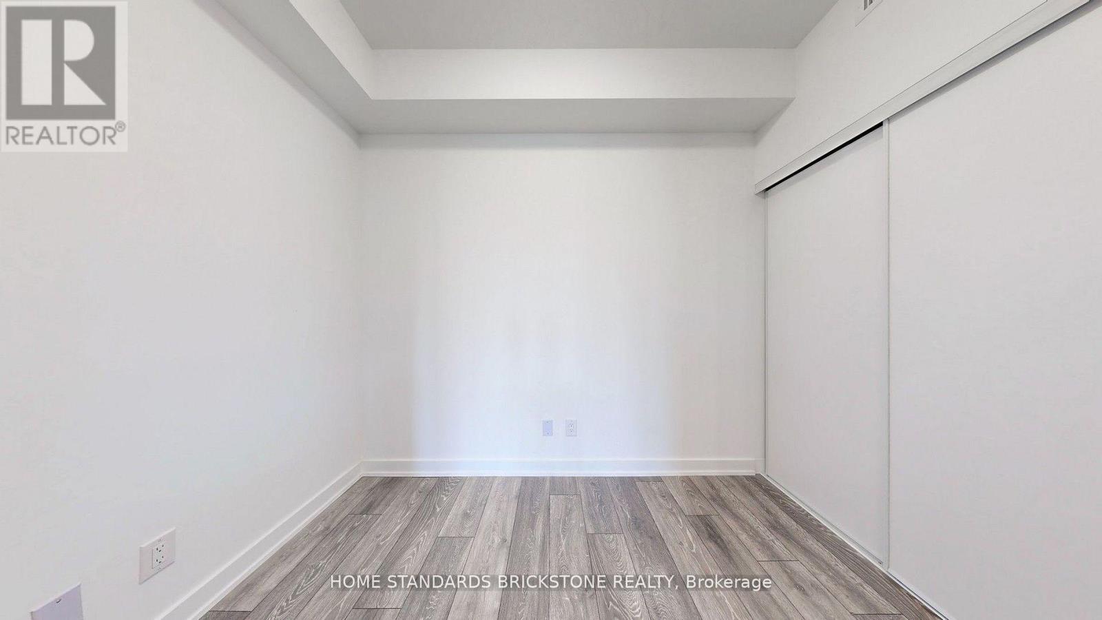 #321 8888 YONGE STREET - 17