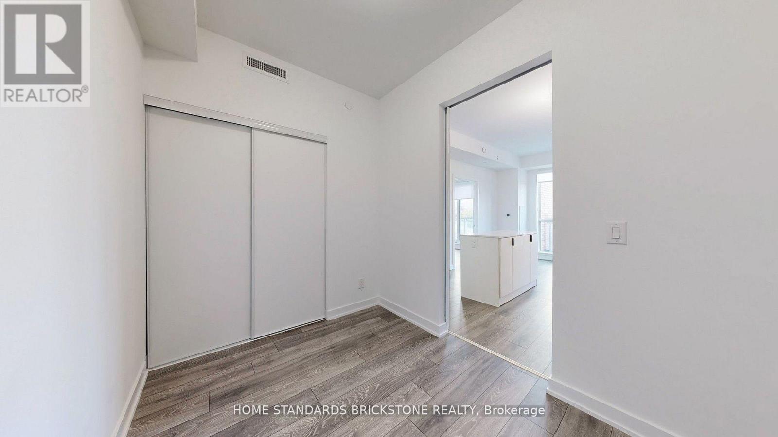 #321 8888 YONGE STREET - 19