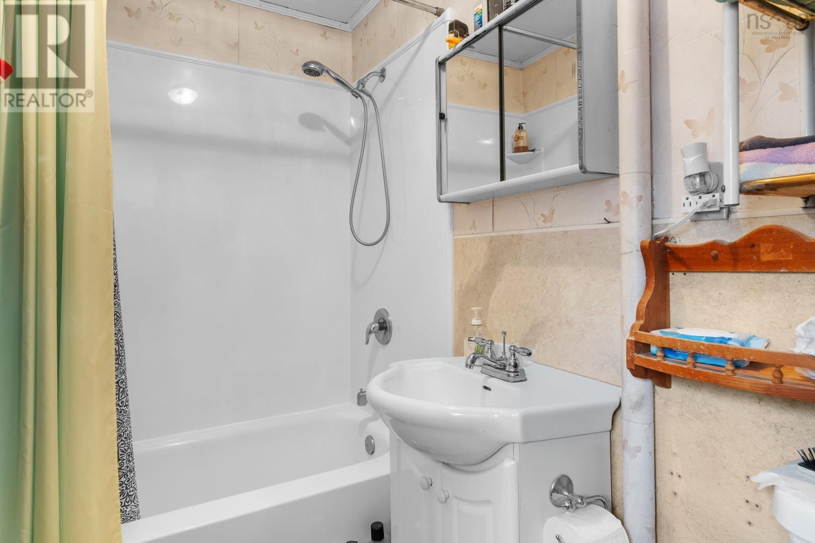 Property 21 of 46 of 5 Herbert Street