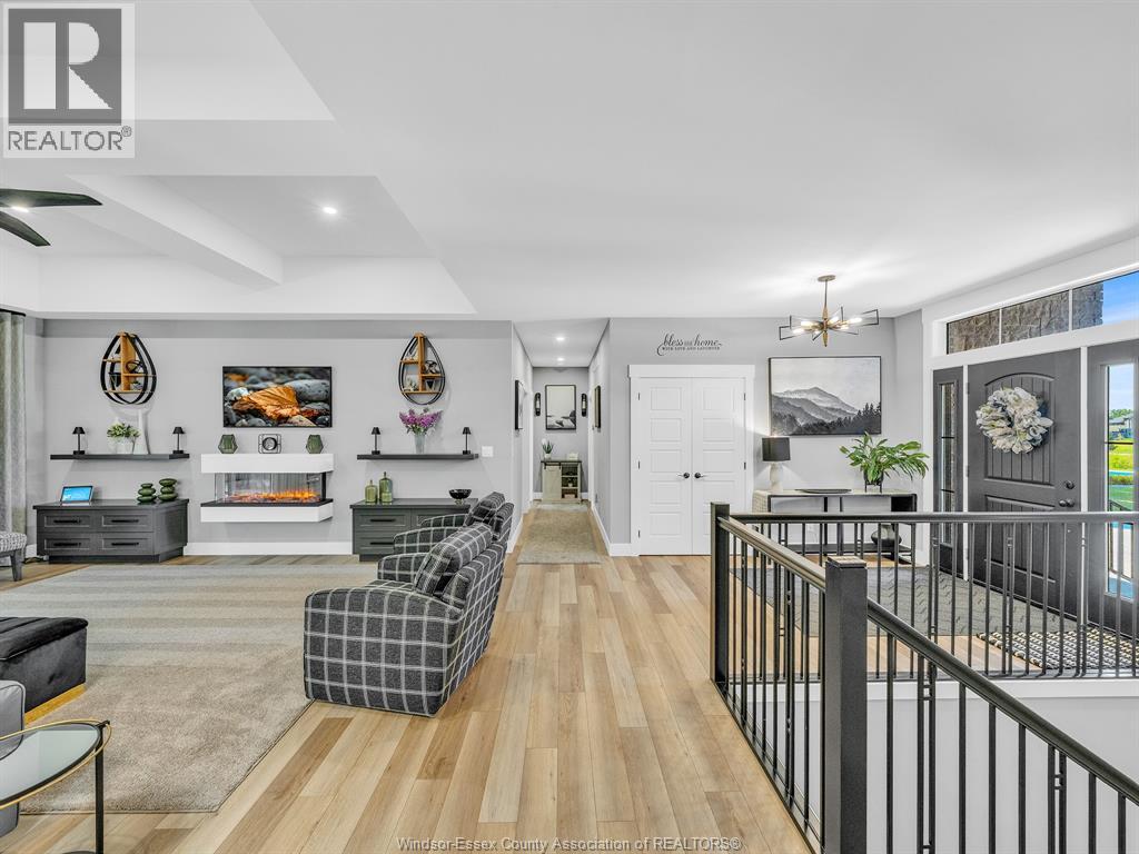 36 MANUEL COURT - Photo 3 of 47, Harrow, Ontario