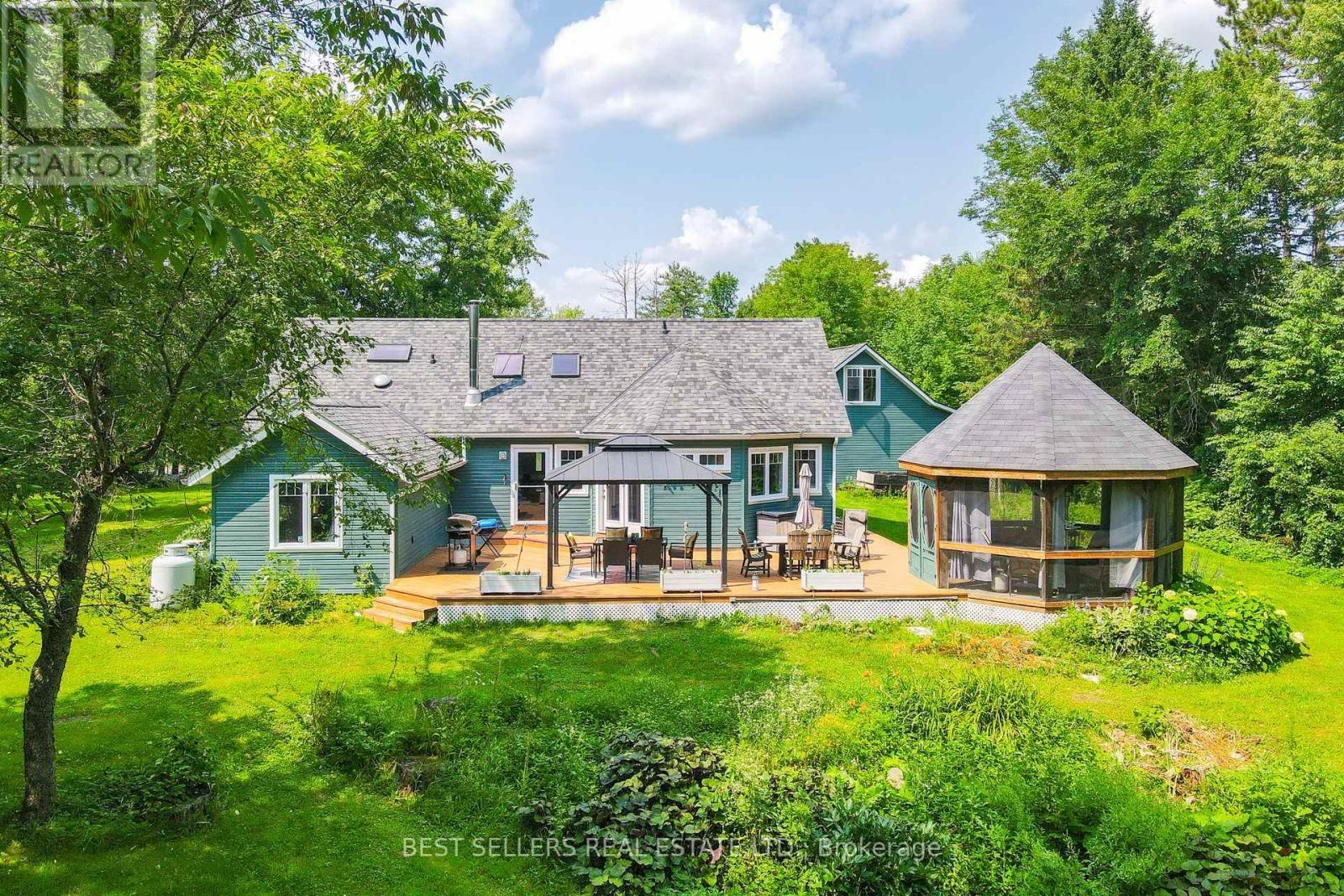 1622 HOUSEYS RAPIDS ROAD - 26