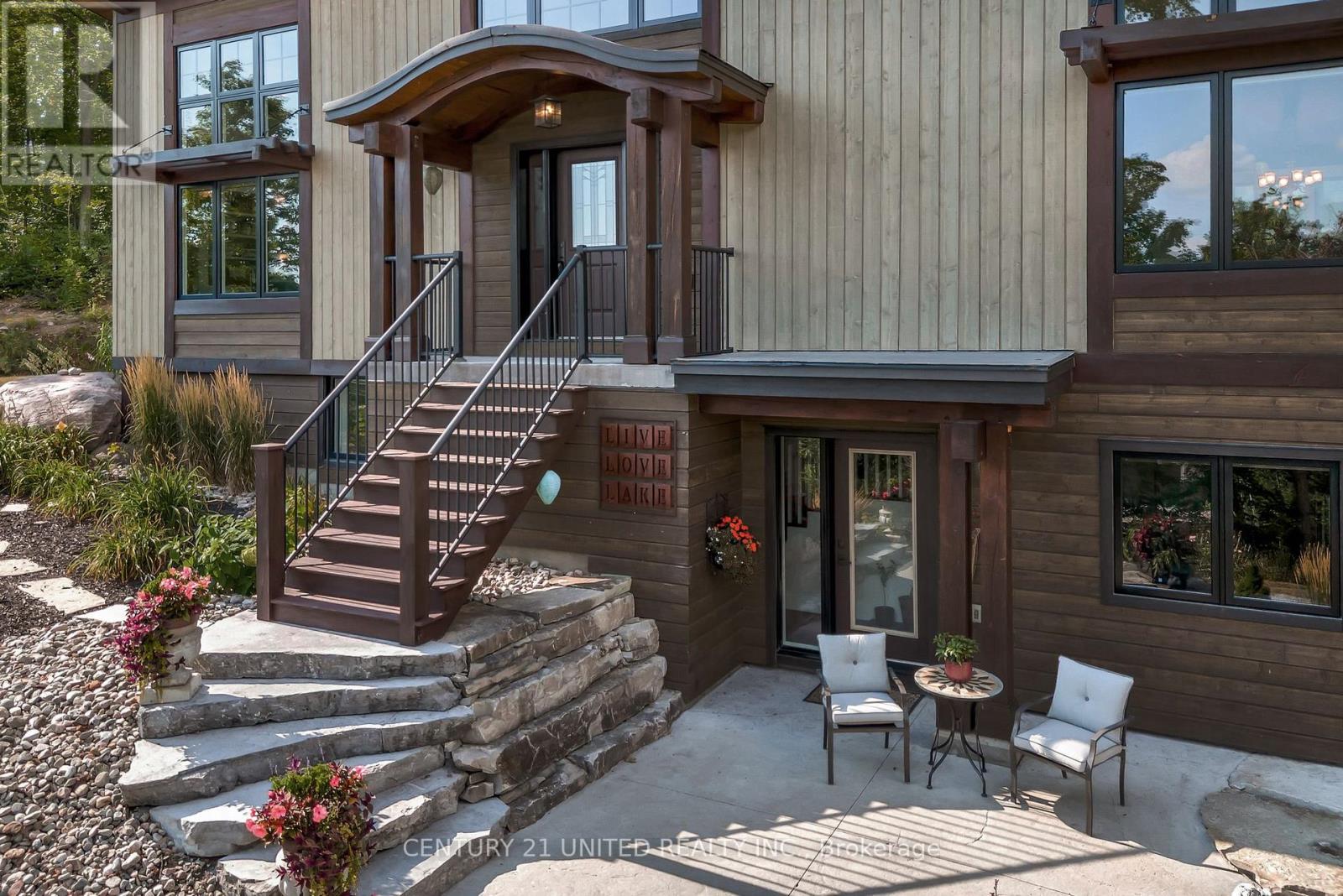 72 DARLING DRIVE - 5
