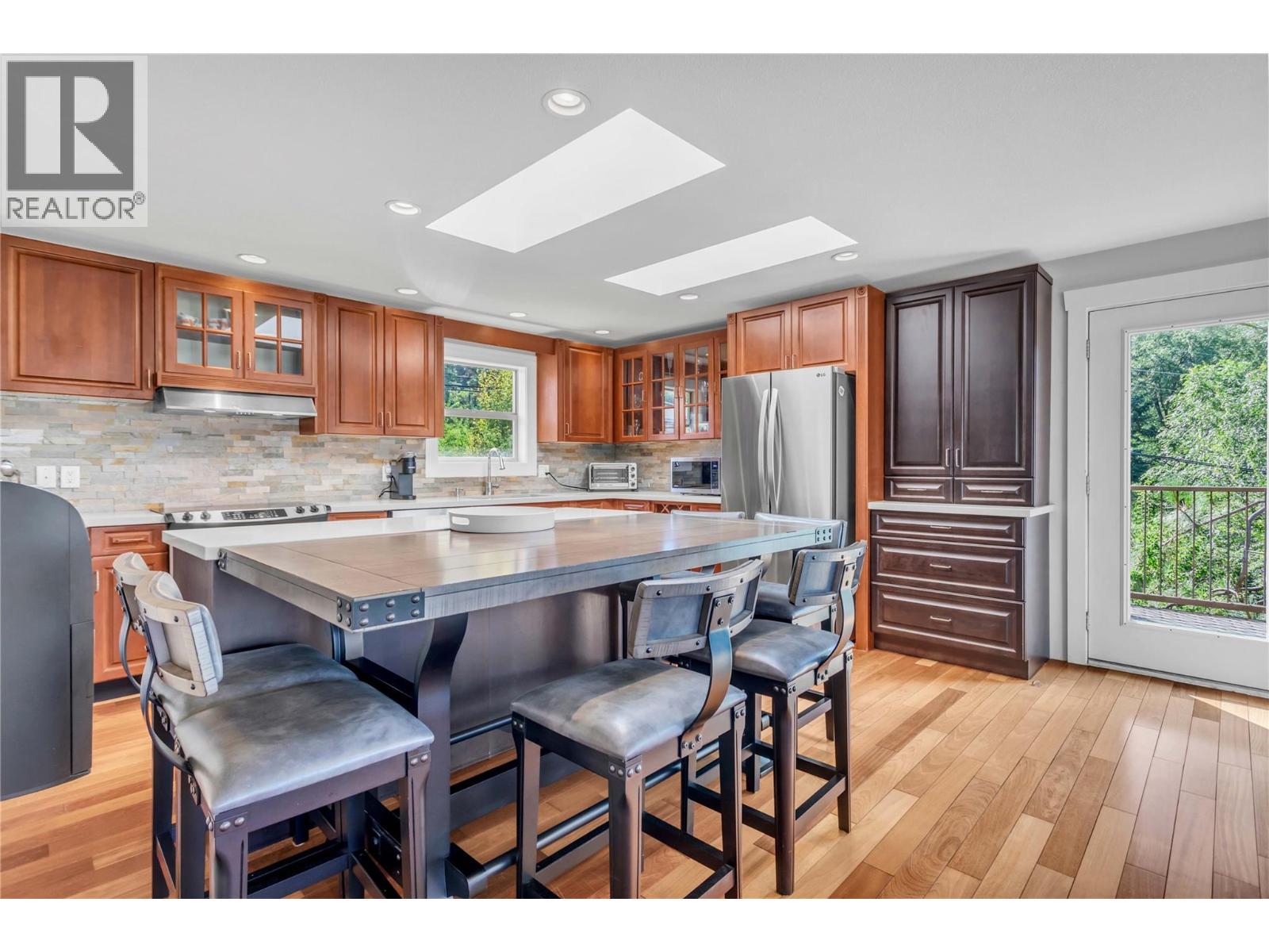 16621 Maki Road - 10