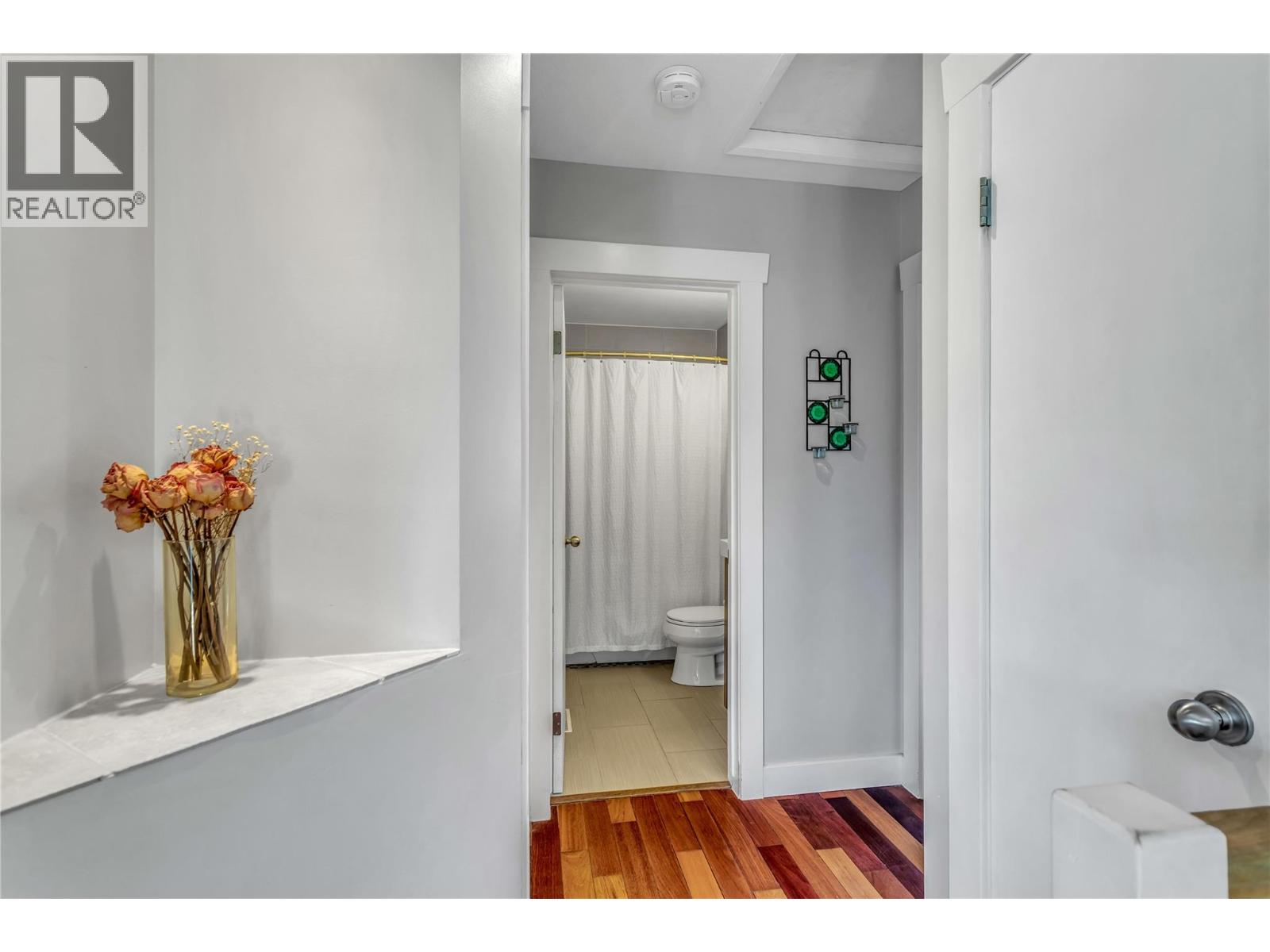 16621 Maki Road - 14