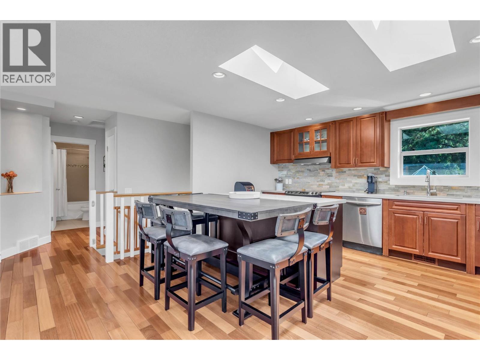 16621 Maki Road, Lake Country