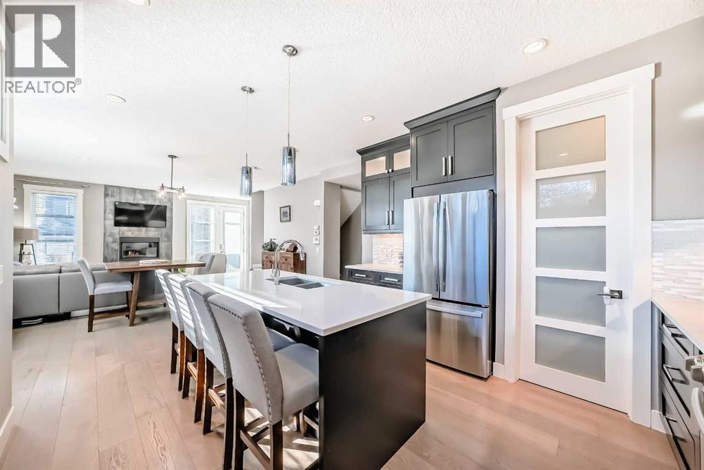 Single Family House for Sale in    Avenue NE Winston Heights/Mountview Calgary 