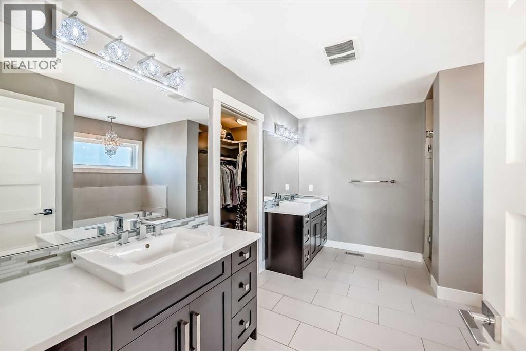 Single Family House for Sale in    Avenue NE Winston Heights/Mountview Calgary 