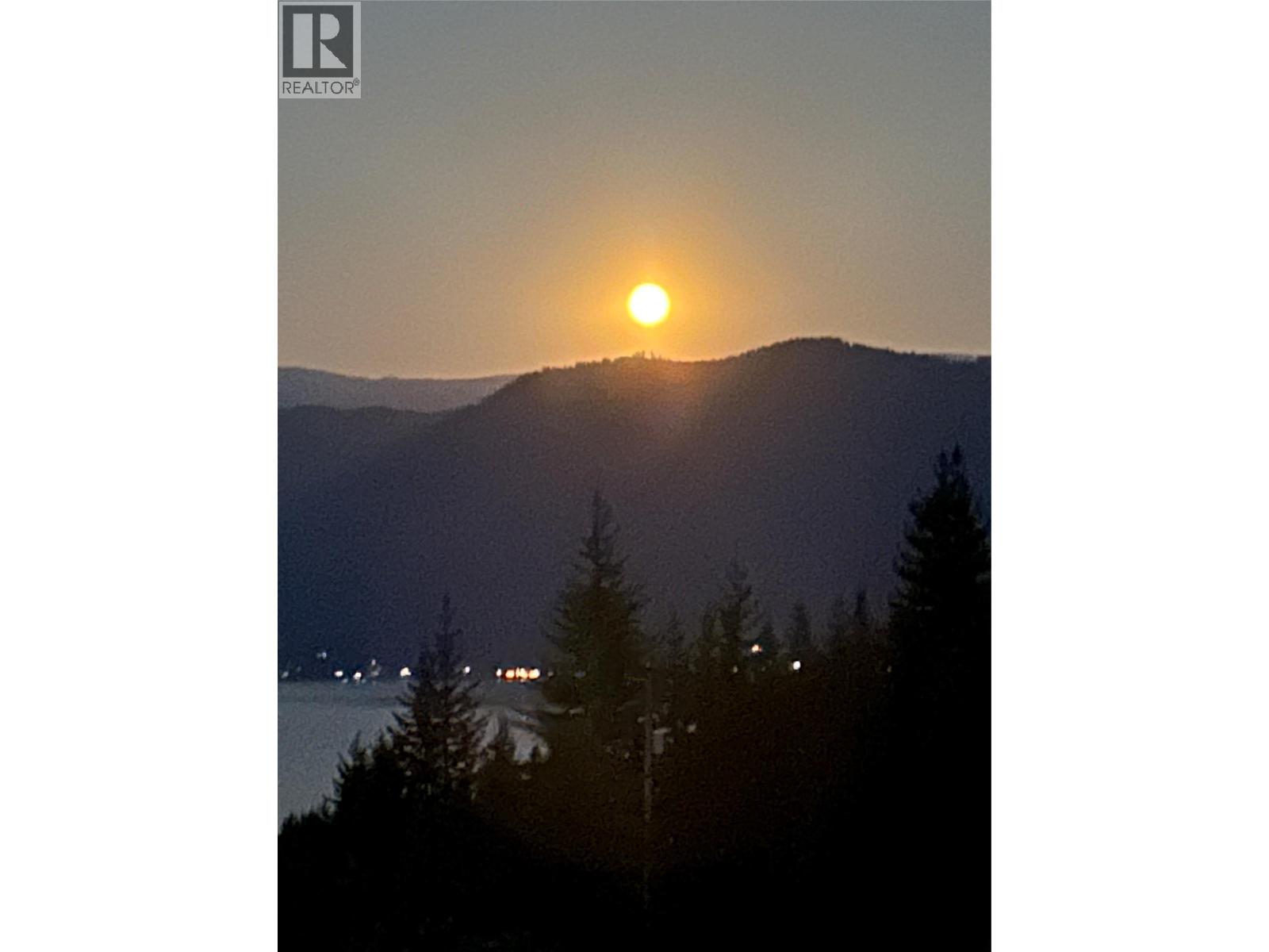 6137 LINE 17 ROAD - 80