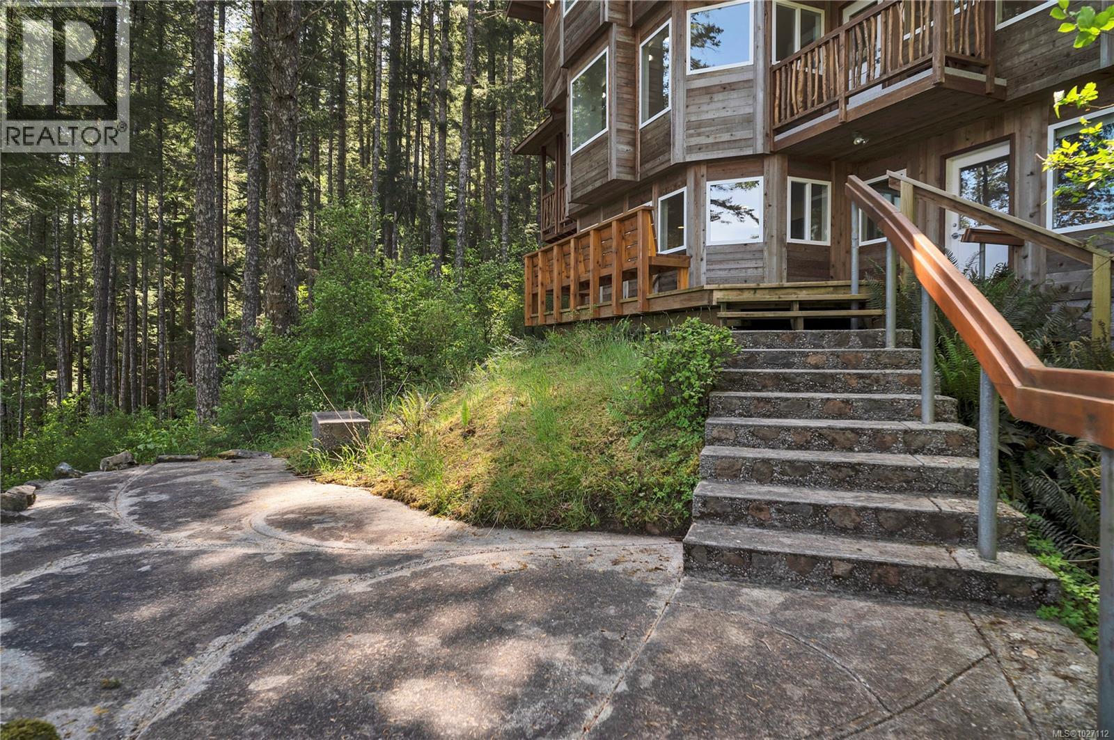 1747 Hyacinthe Bay Rd - 72