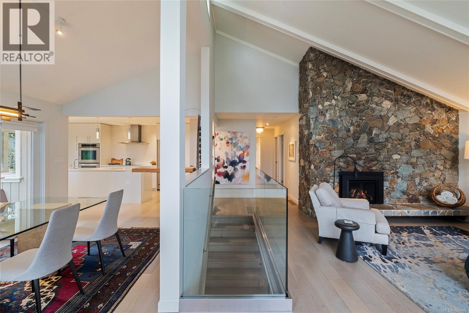  1662 Barksdale Drive, Saanich