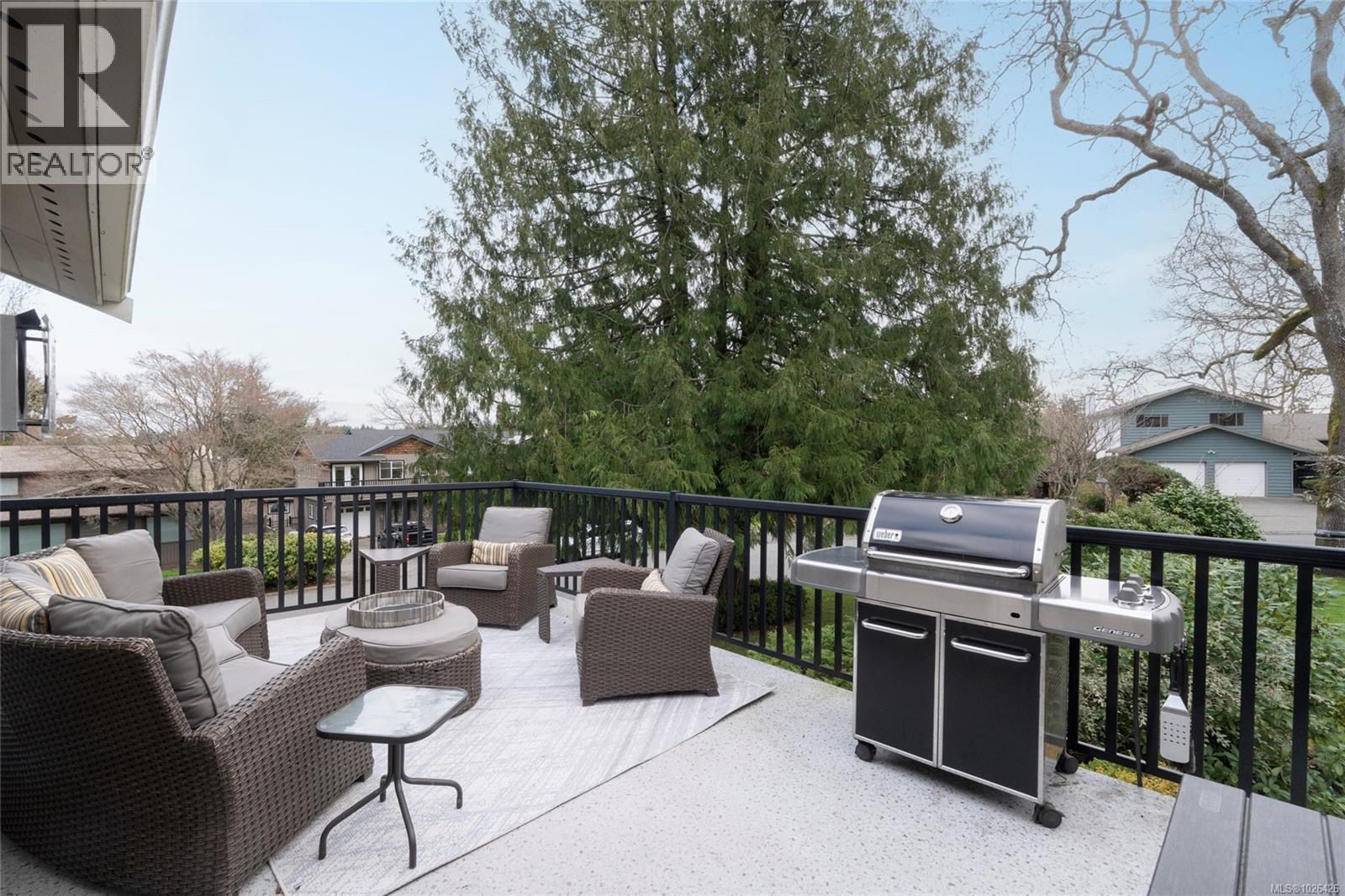  1662 Barksdale Drive, Saanich