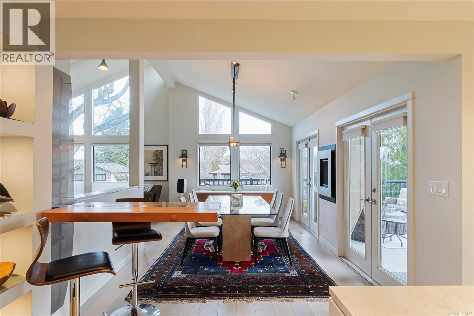  1662 Barksdale Drive, Saanich