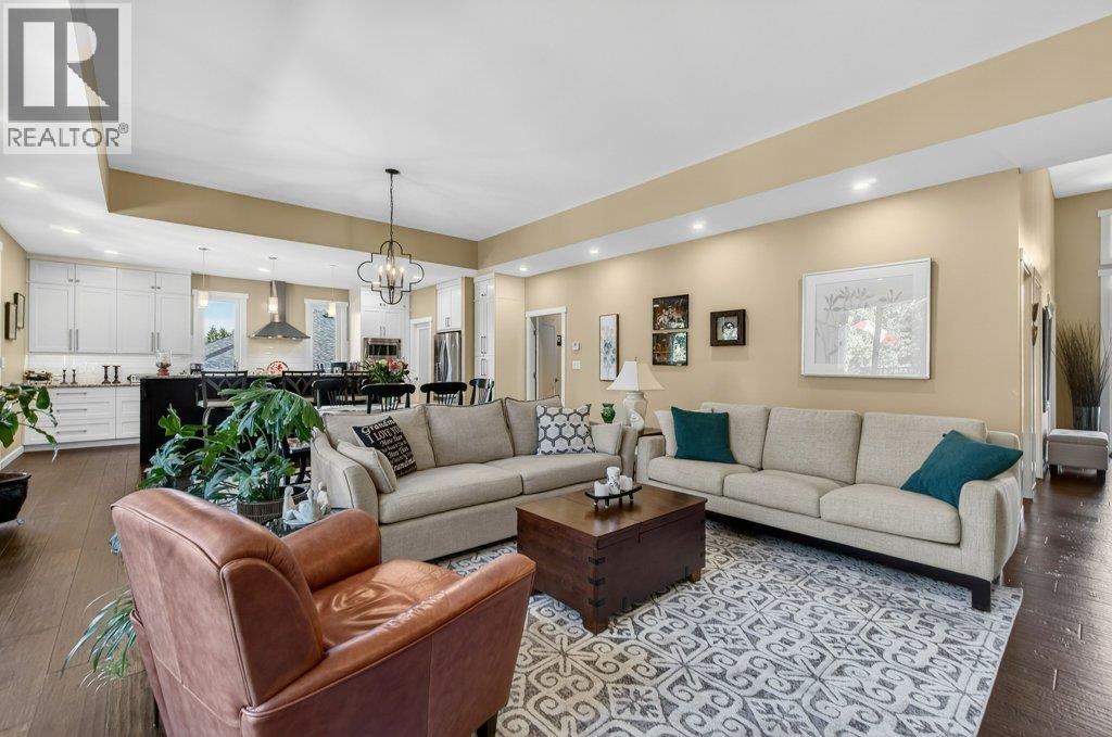 1221 23 Street SE, Salmon Arm