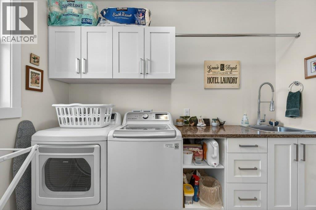 1221 23 Street SE, Salmon Arm