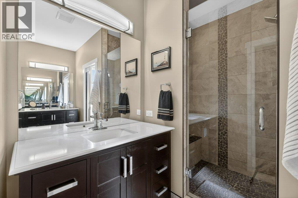 1221 23 Street SE, Salmon Arm