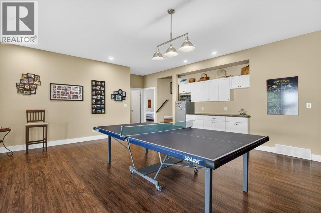 1221 23 Street SE - 40