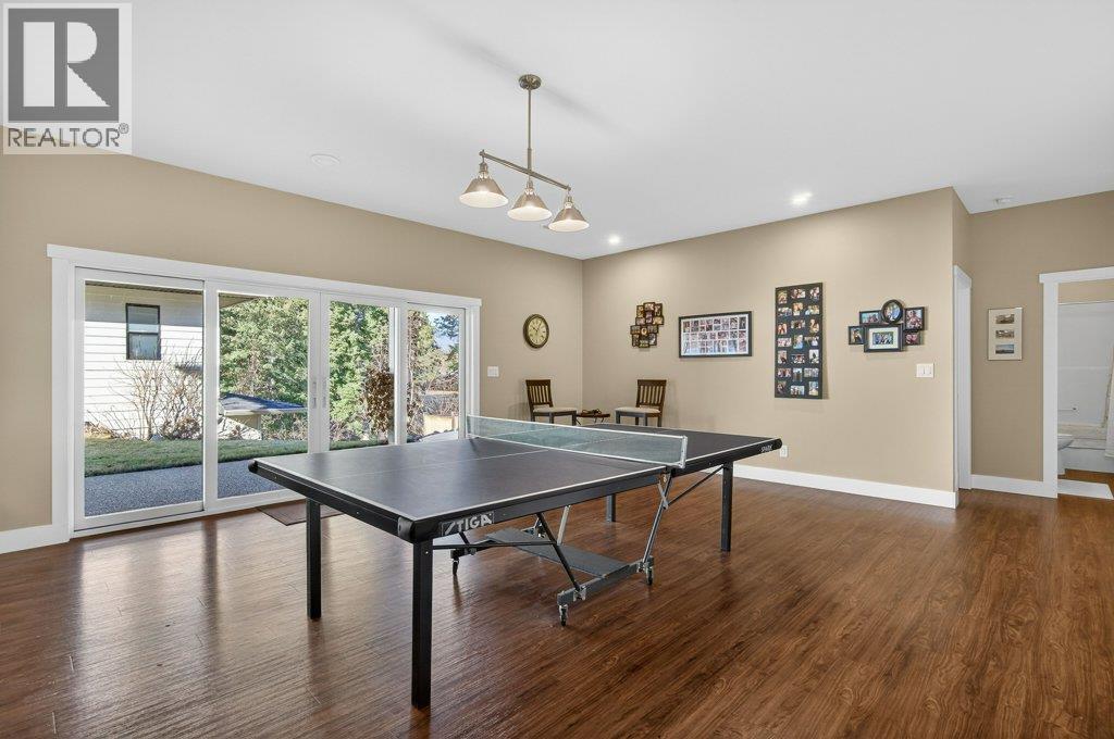 1221 23 Street SE, Salmon Arm