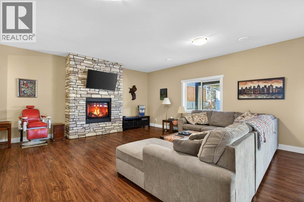 1221 23 Street SE - 43
