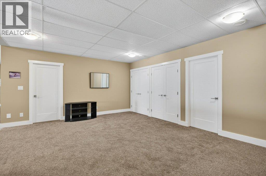 1221 23 Street SE, Salmon Arm