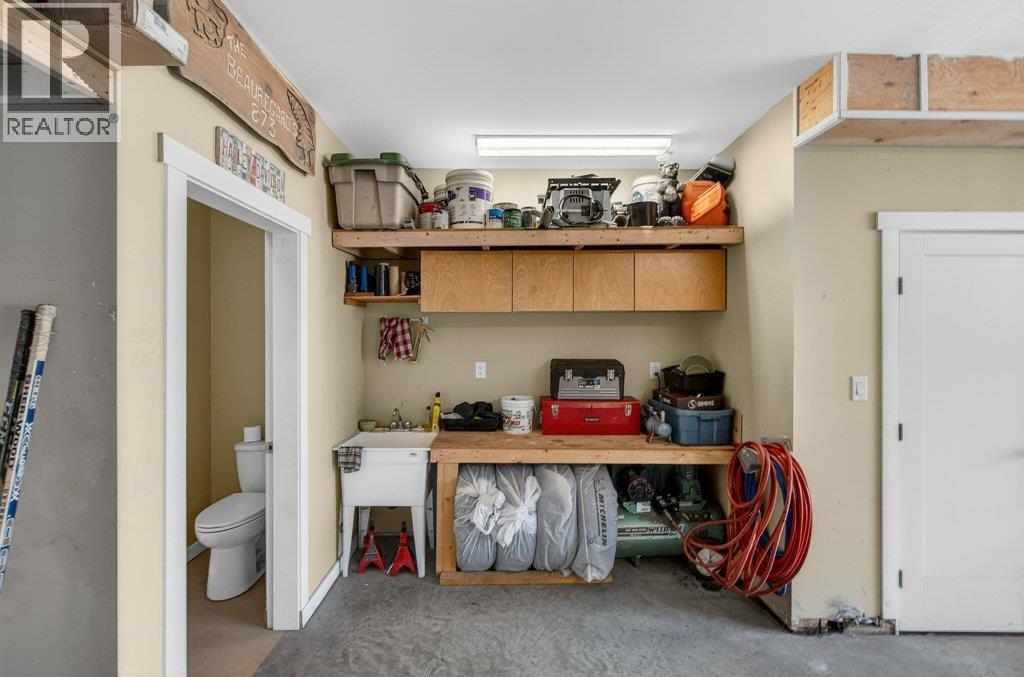 1221 23 Street SE - 55
