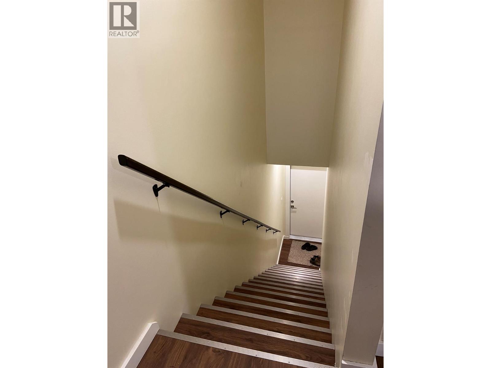 1221 23 Street SE, Salmon Arm