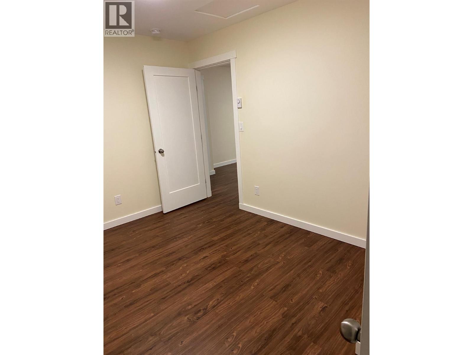 1221 23 Street SE - 96