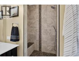 1221 23 Street Se, Salmon Arm, BC V1E0C7 Photo 33
