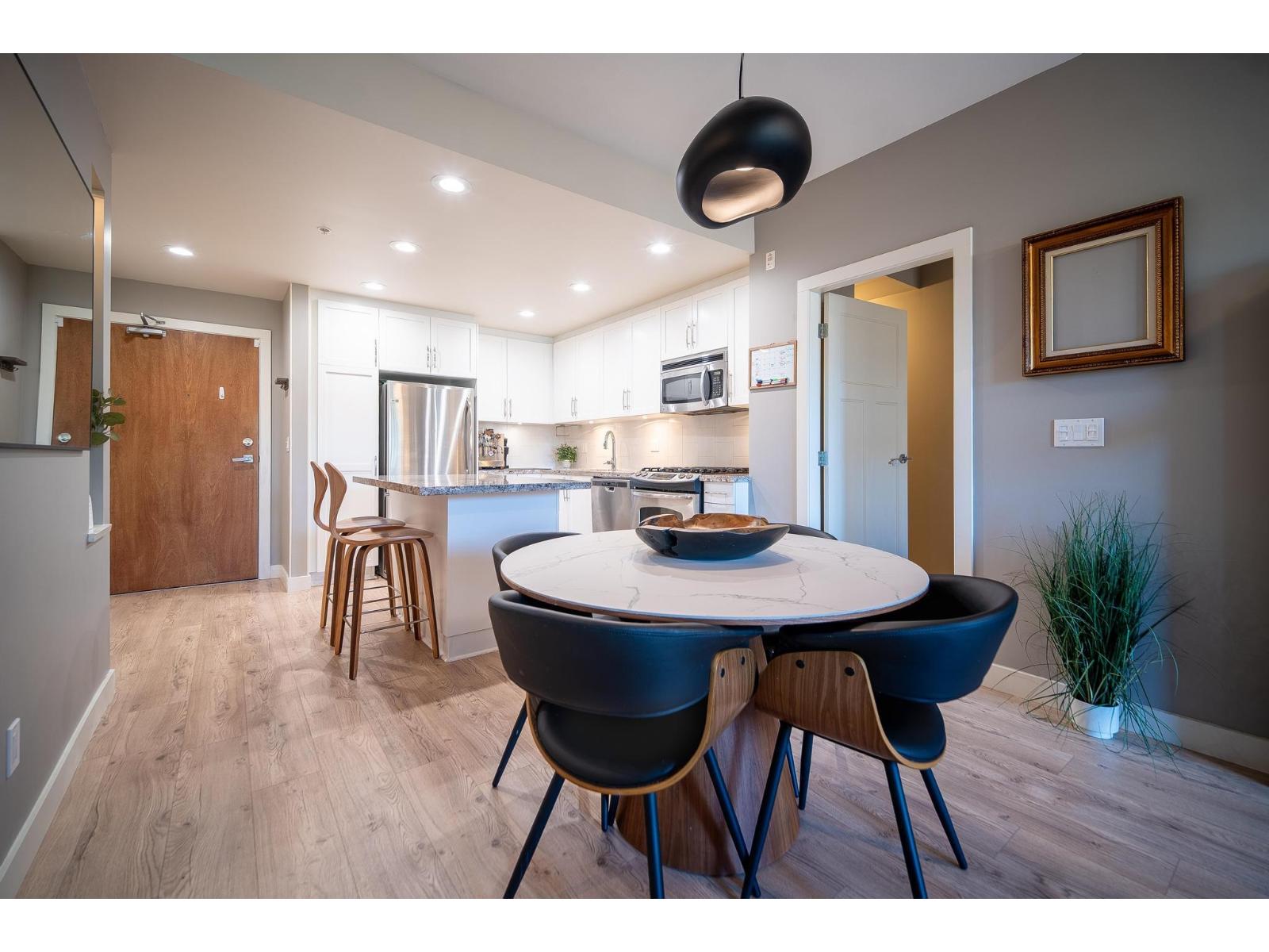 201 15428 31 AVENUE, Surrey