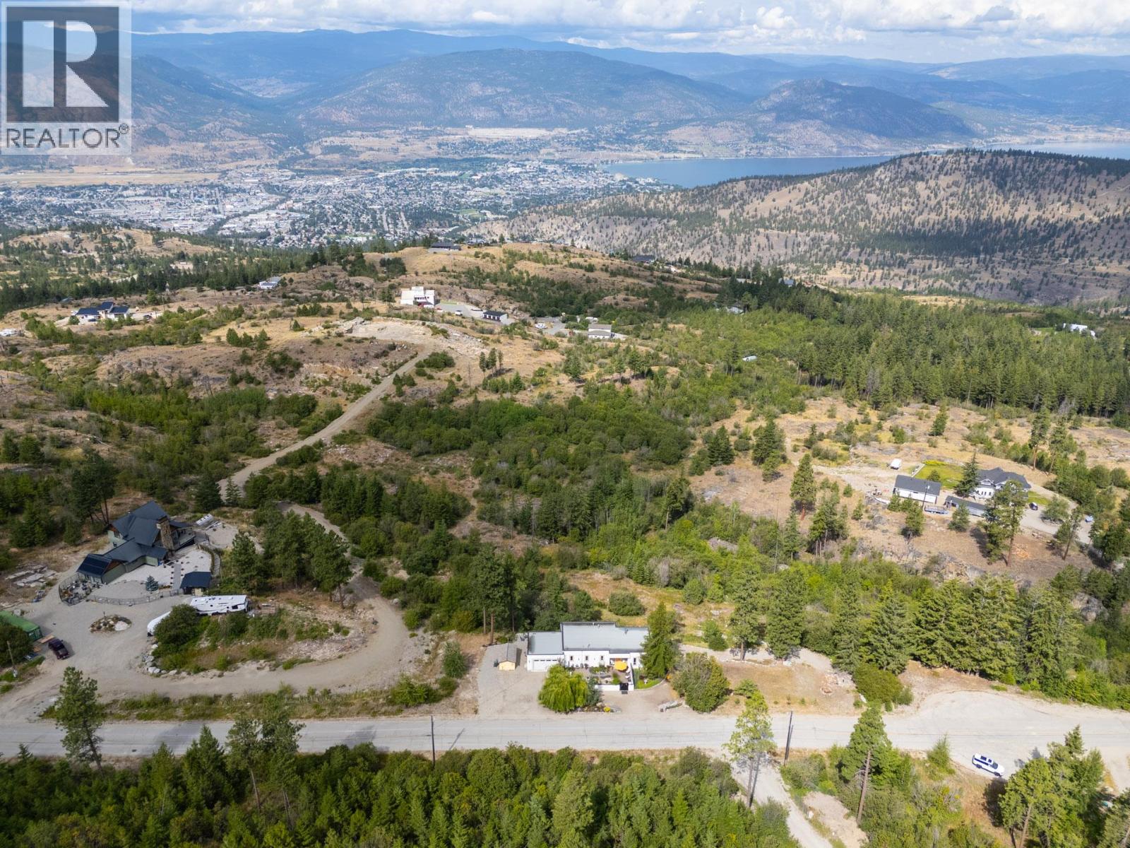 2286 CARMI Road, Penticton