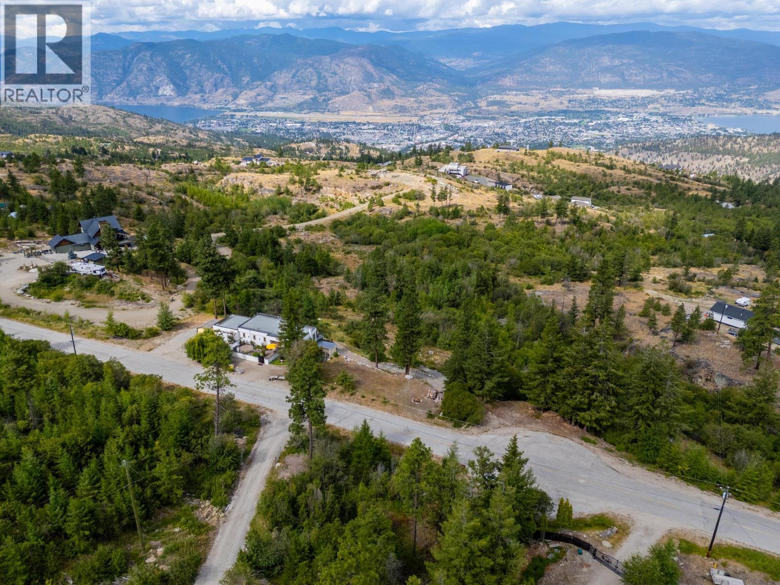 2286 CARMI Road, Penticton